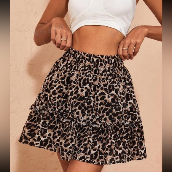 3x15 flared skirt with ruffles and leopard print size M - Picture 4 of 7